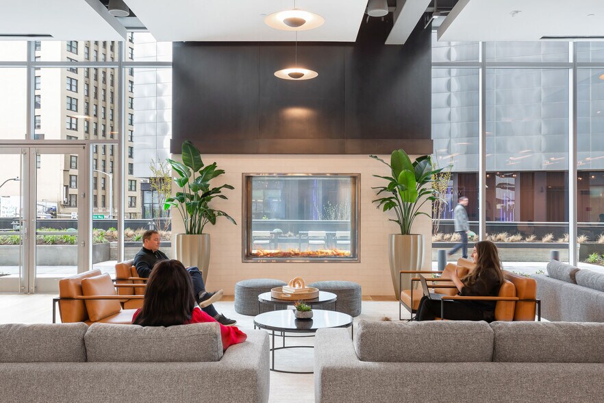 More Photos Of 1711 Boren Ave, Seattle Office For Lease