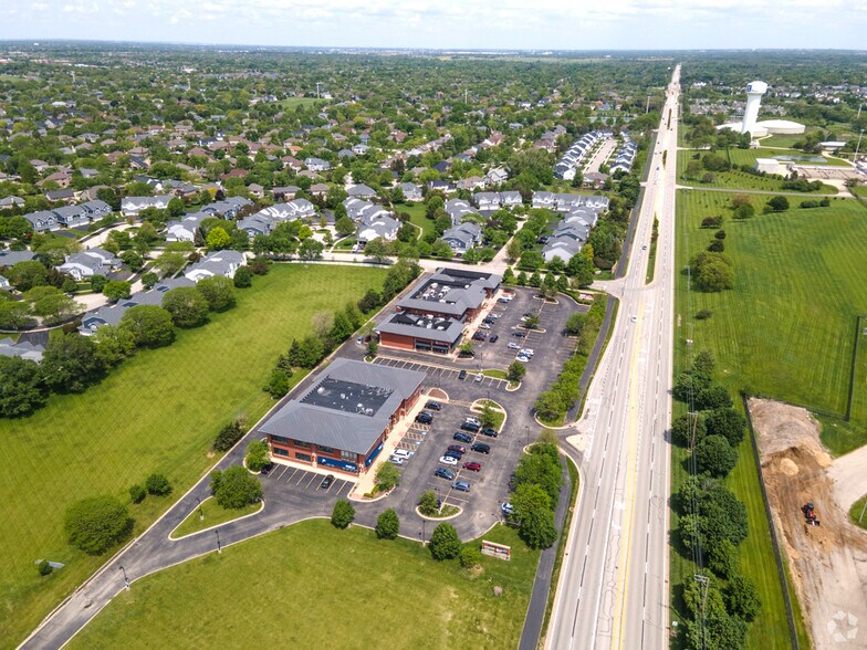 More Photos Of 4015 Plainfield-Naperville Rd, Naperville Medical For Lease