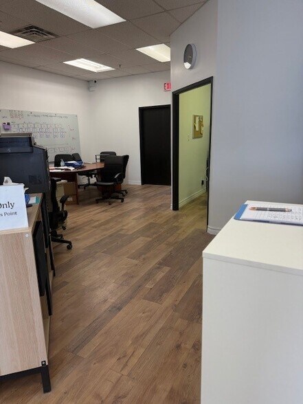 More Photos Of 50 W Wilmot St, Richmond Hill Manufacturing For Lease