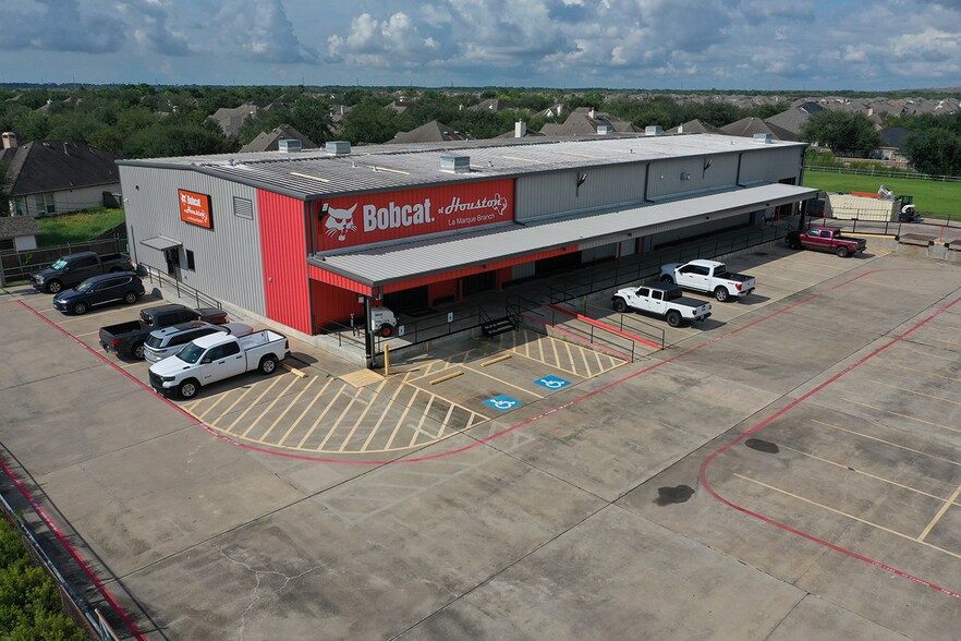 More Photos Of 320 Delaney Rd, La Marque Warehouse For Lease