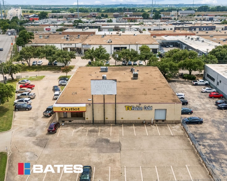 Primary Photo Of 1505 Wycliff Ave, Dallas Showroom For Lease