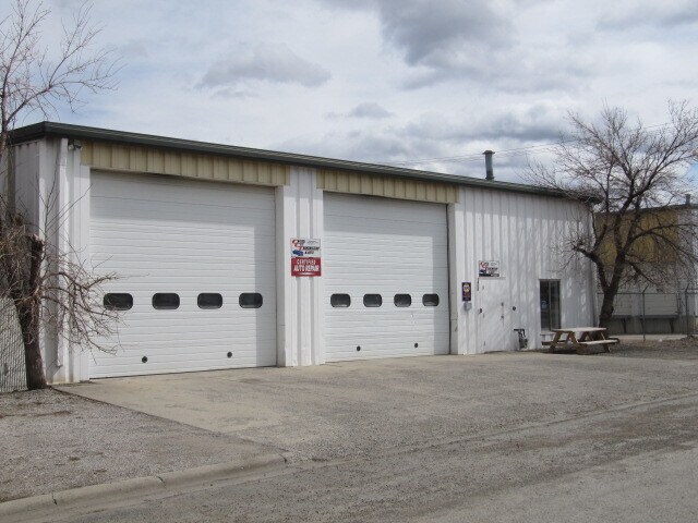More Photos Of 1414 N Montana Ave, Helena Distribution For Lease