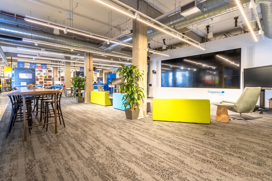 More Photos Of 425-427 Brannan St, San Francisco Showroom For Lease