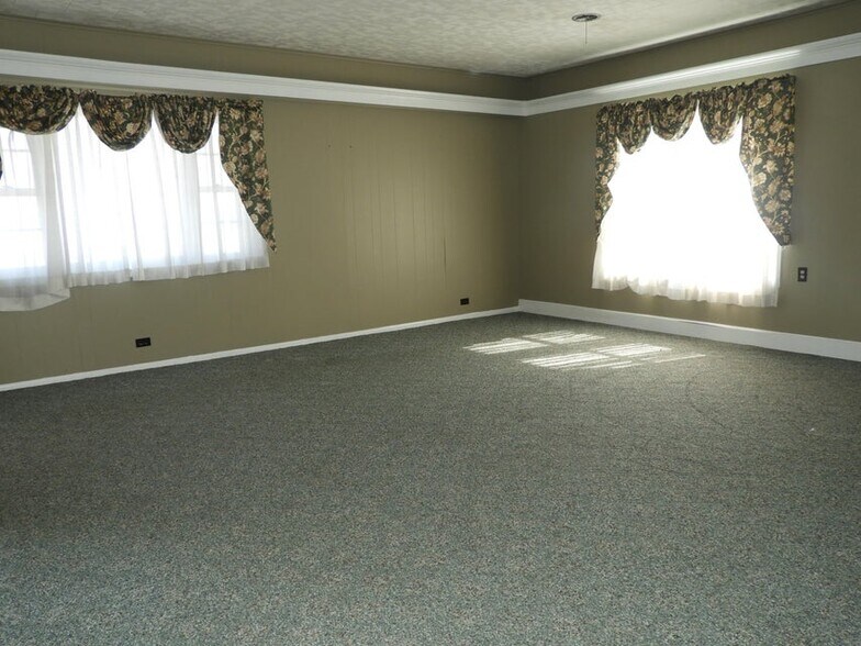 More Photos Of 3123 Miner Farm Rd, Altona Lodge Meeting Hall For Sale