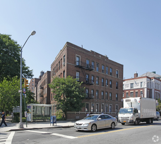 Primary Photo Of 632 Ocean Pky, Brooklyn Apartments For Lease