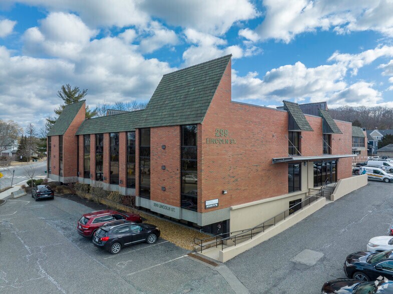 Primary Photo Of 299 Lincoln St, Worcester Medical For Lease