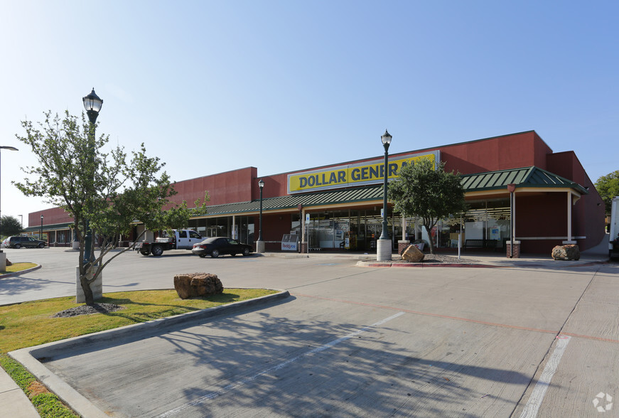 Primary Photo Of 201 W Kennedale Pky, Kennedale General Retail For Lease