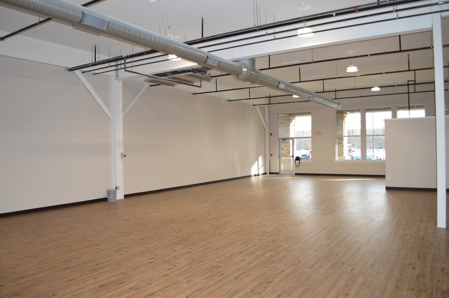 More Photos Of 224 Berlin Tpke, Berlin Restaurant For Lease