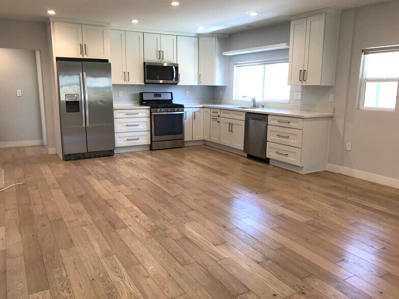 More Photos Of 6157 Mesa Ave, Los Angeles Specialty For Sale