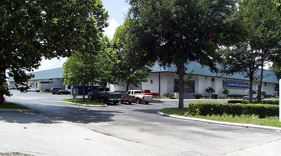 More Photos Of 4506 L B Mcleod Rd, Orlando Warehouse For Lease