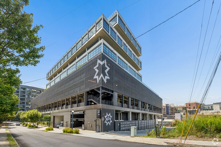 More Photos Of 1055 howell mill Rd, Atlanta Office For Lease