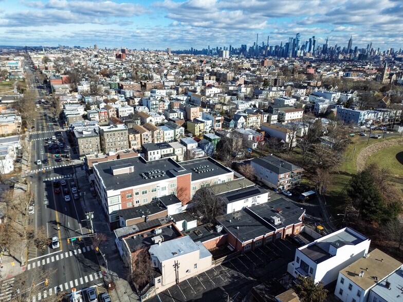 More Photos Of 3218 John F Kennedy Blvd, Jersey City Office For Lease