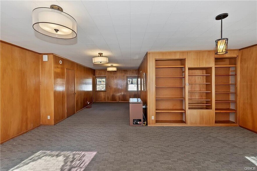 More Photos Of 547 Cottage Ln, Big Bear Lake Office For Sale