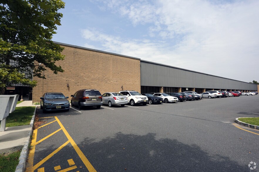 Primary Photo Of 181 Herrod Blvd, South Brunswick Warehouse For Lease