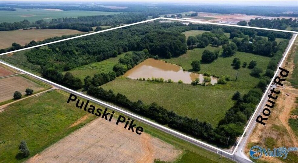 More Photos Of 8042 Pulaski Pike, Toney Land For Sale