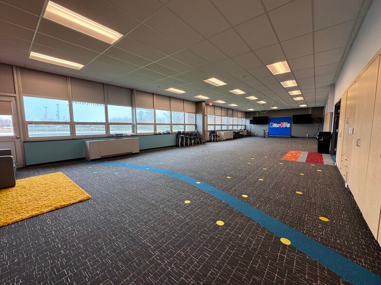 More Photos Of 759 S Lenfesty Ave, Marion Religious Facility For Sale