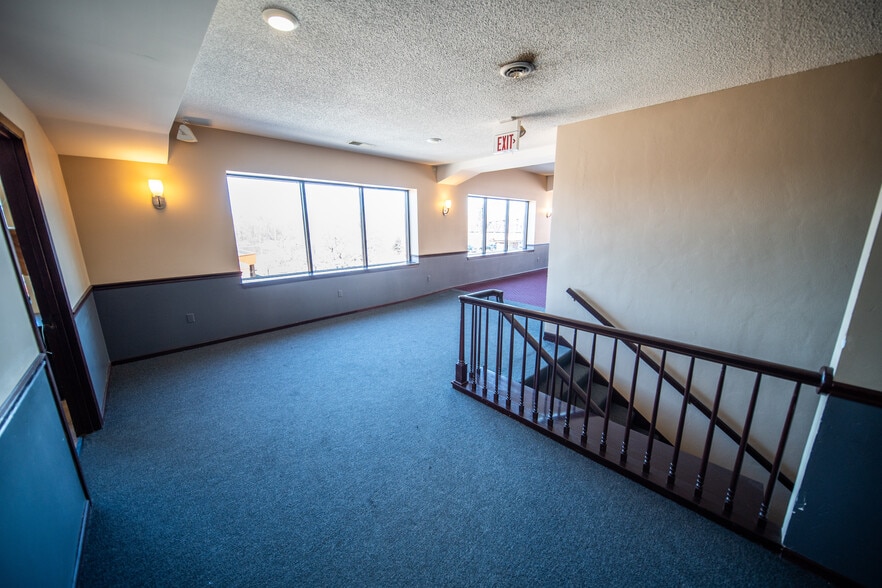 More Photos Of 100 Sibley St, Hastings Restaurant For Sale