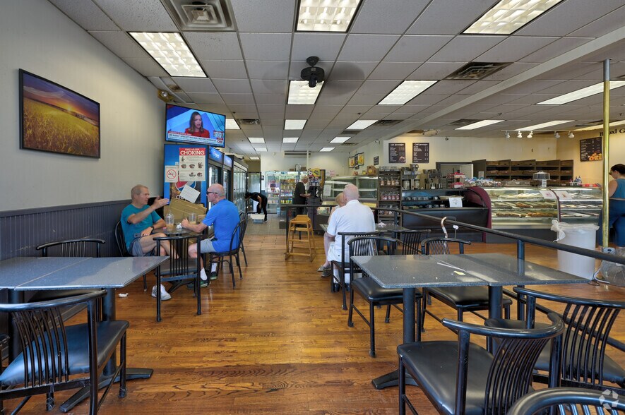 More Photos Of 2-88 N Main St, New City Unknown For Lease