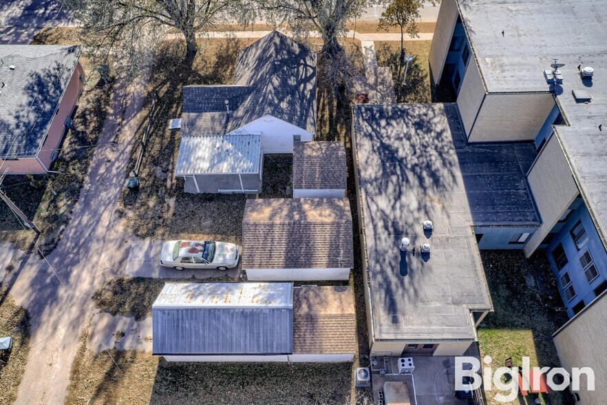 More Photos Of 130 S 5th St, Hebron Apartments For Sale