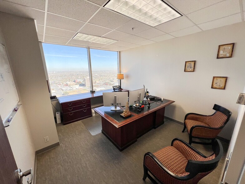 More Photos Of 303 W Wall St, Midland Office For Lease