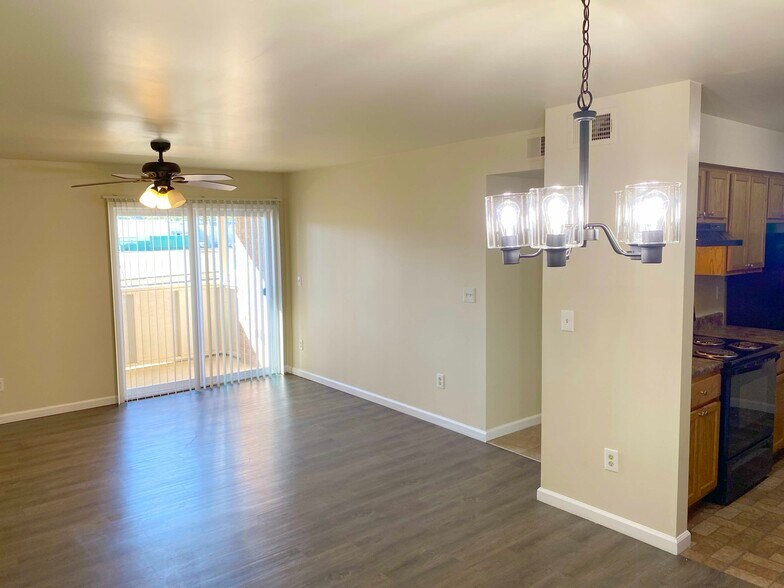 More Photos Of 2301-2321 7th St NW, Center Point Apartments For Sale