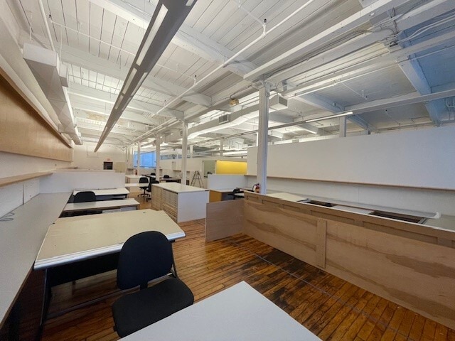 More Photos Of 85 Willow St, New Haven Flex For Lease