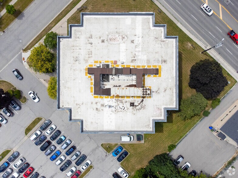 More Photos Of 100 Cowdray Ct, Toronto Office For Lease