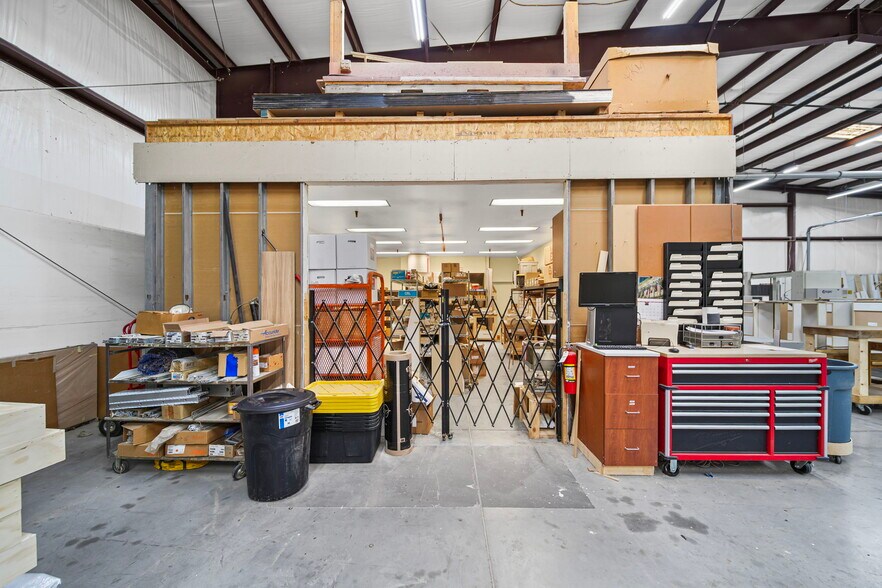 More Photos Of 3213 Westwood Industrial Dr, Monroe Manufacturing For Lease