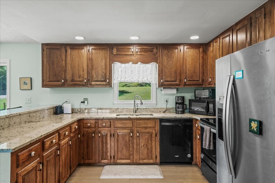 More Photos Of 441 Mull Rd, Hiawassee Hospitality For Sale