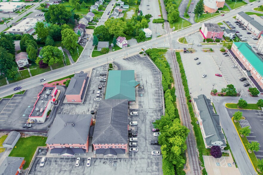 More Photos Of 1235 Oakland Ave, Indiana General Retail For Lease