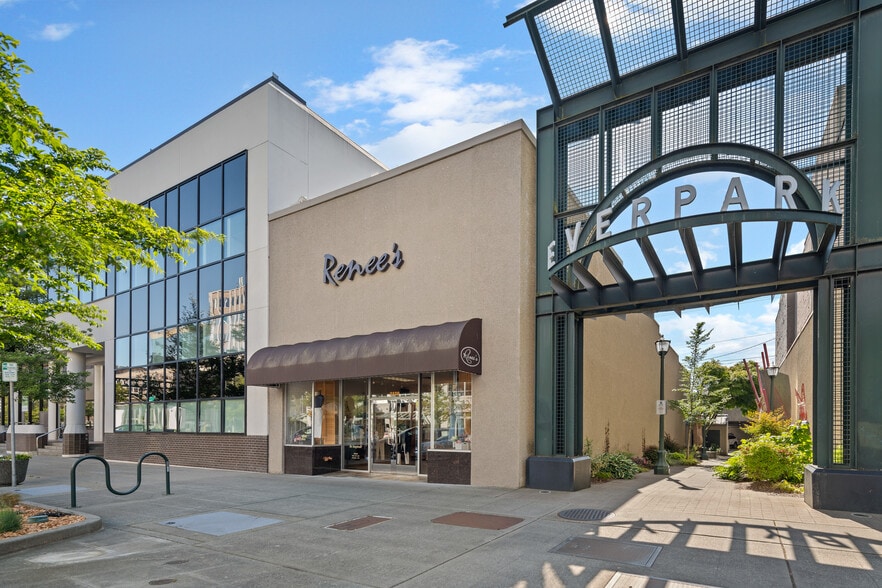 Primary Photo Of 2820 Colby Ave, Everett Storefront For Lease