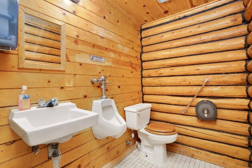 More Photos Of 213 Main St, Antler Restaurant For Sale