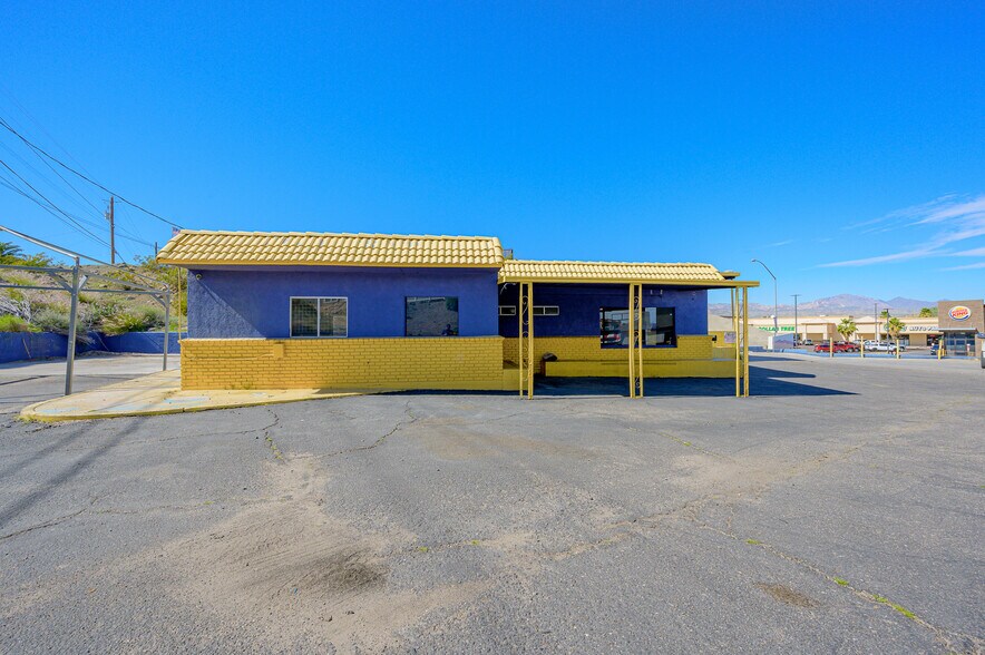 More Photos Of 1770 Highway 95, Bullhead City Specialty For Sale