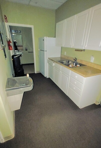 More Photos Of 822 62nd Street Cir E, Bradenton Unknown For Lease