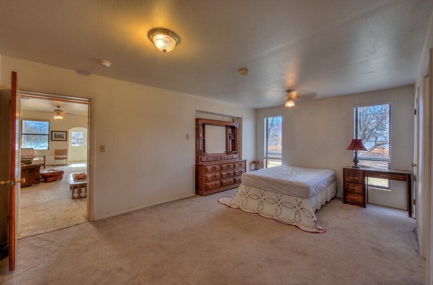 More Photos Of 195 E 200 N, Moab Specialty For Sale