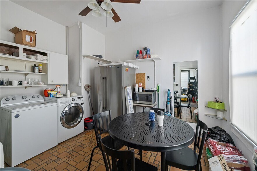 More Photos Of 919 N Monroe St, Tallahassee Freestanding For Lease