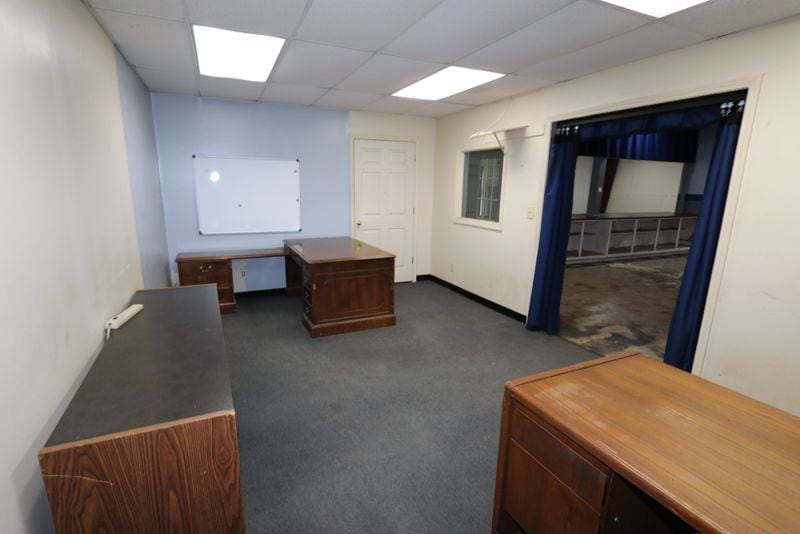 More Photos Of 5205 Old Buncombe Rd, Greenville Warehouse For Lease