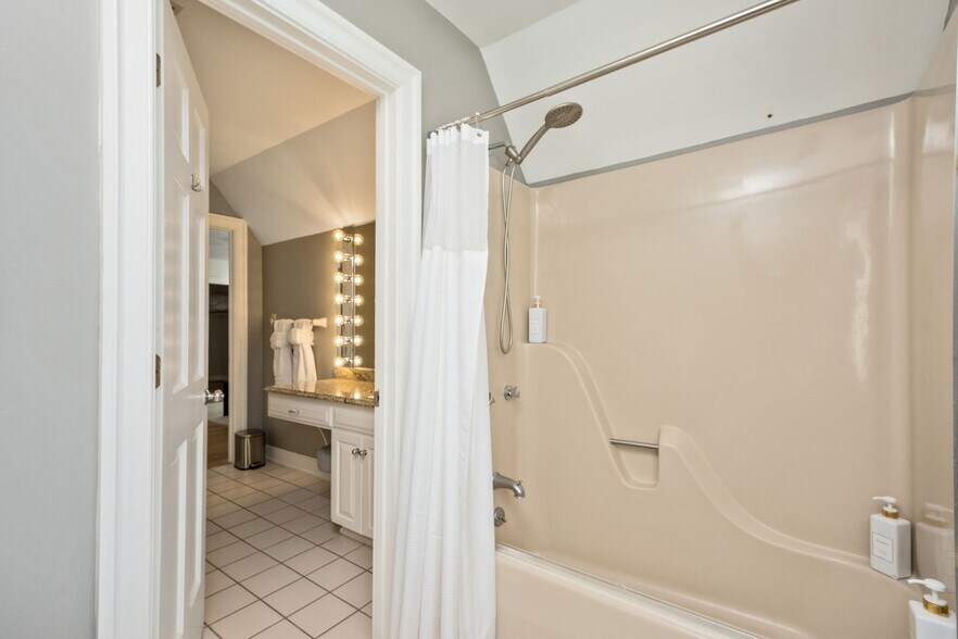 More Photos Of 112 Blue Chickory Ln, Nellysford Specialty For Sale