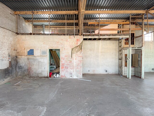 More Photos Of 200 W Grand Ave, Ponca City Warehouse For Sale