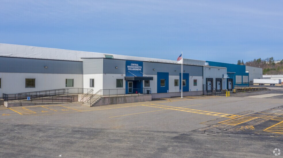 More Photos Of 10-14 New Bond St, Worcester Warehouse For Lease