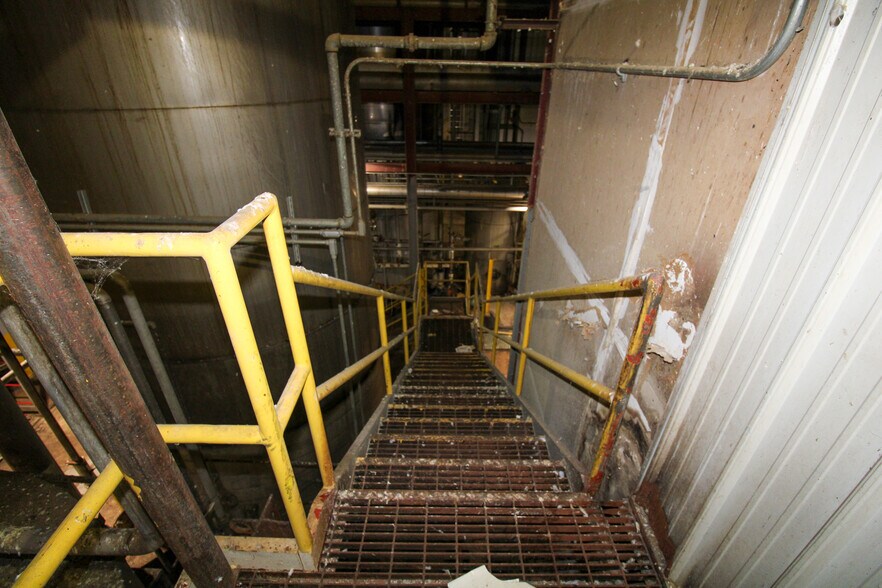 More Photos Of 6059 159th St, Galva Food Processing For Sale