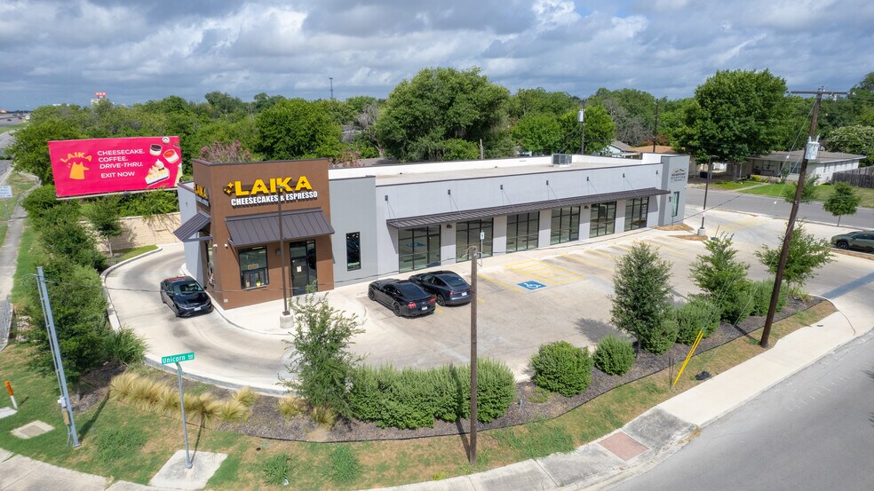 More Photos Of 1430 Unicorn Ave, New Braunfels Storefront For Lease