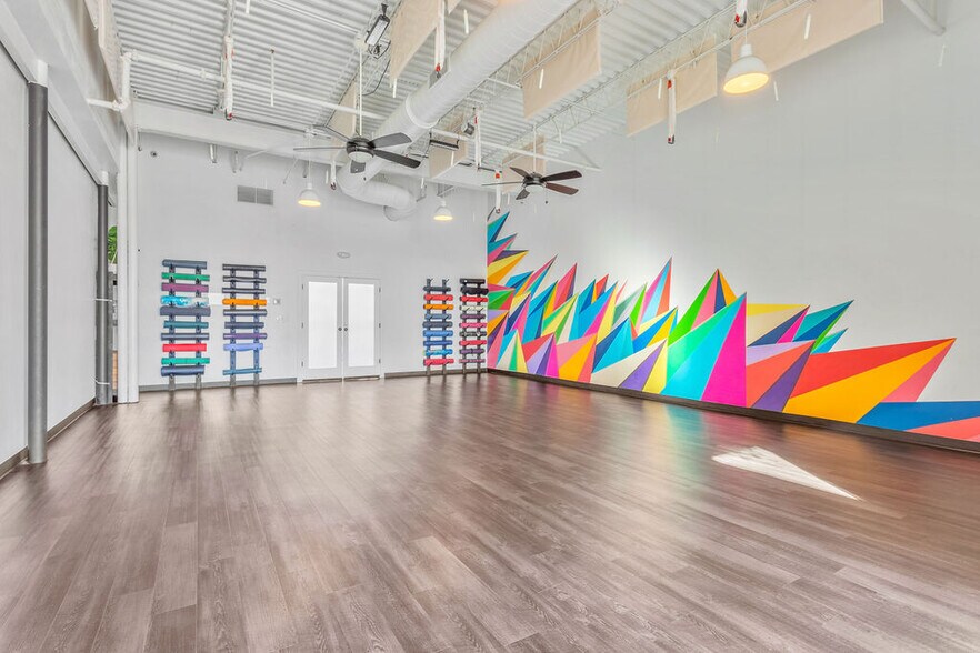 More Photos Of 1004 N Hudson Ave, Oklahoma City Freestanding For Lease