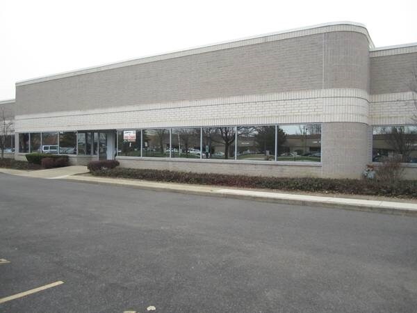 More Photos Of 1901-1945 Wright Blvd, Schaumburg Light Distribution For Sale