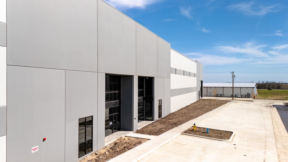 More Photos Of 21901 US 79, Taylor Unknown For Lease