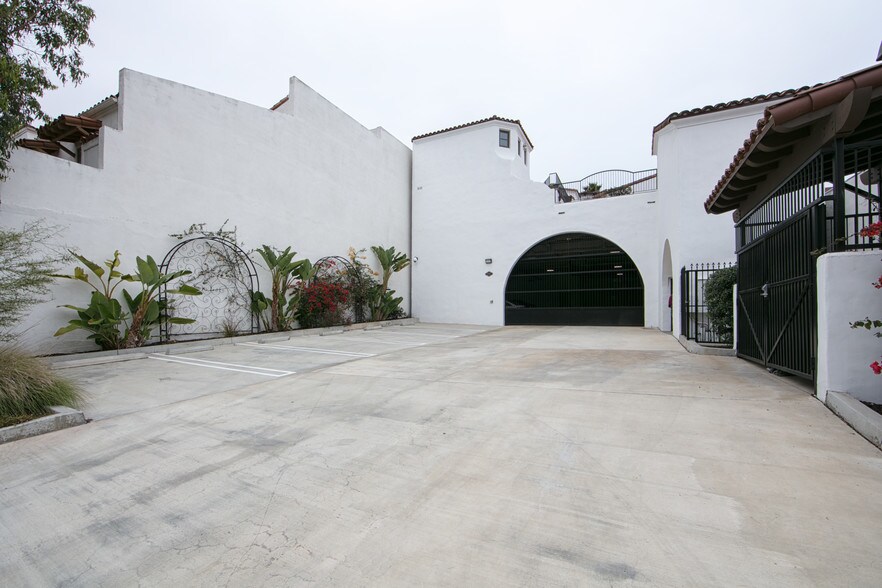 More Photos Of 1403 N El Camino Real, San Clemente Office For Sale