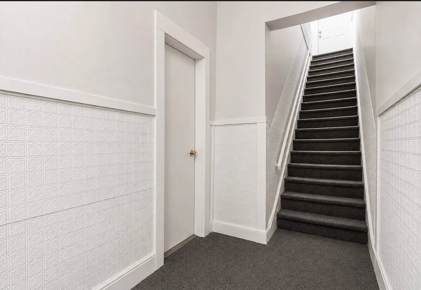 More Photos Of 4820 Avenue N, Brooklyn Storefront Retail Residential For Sale