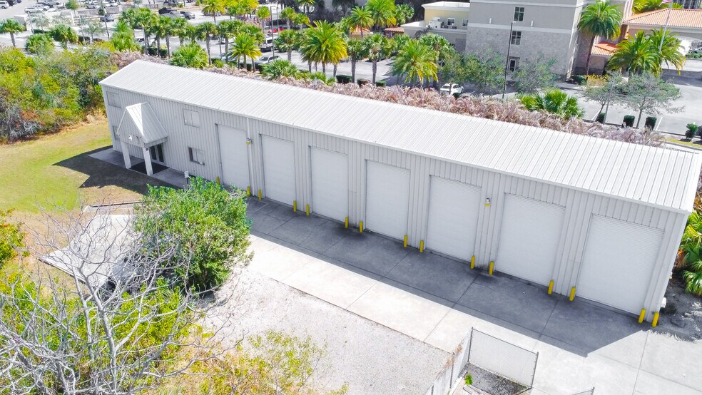 More Photos Of 9010 Astronaut Blvd, Cape Canaveral Warehouse For Sale