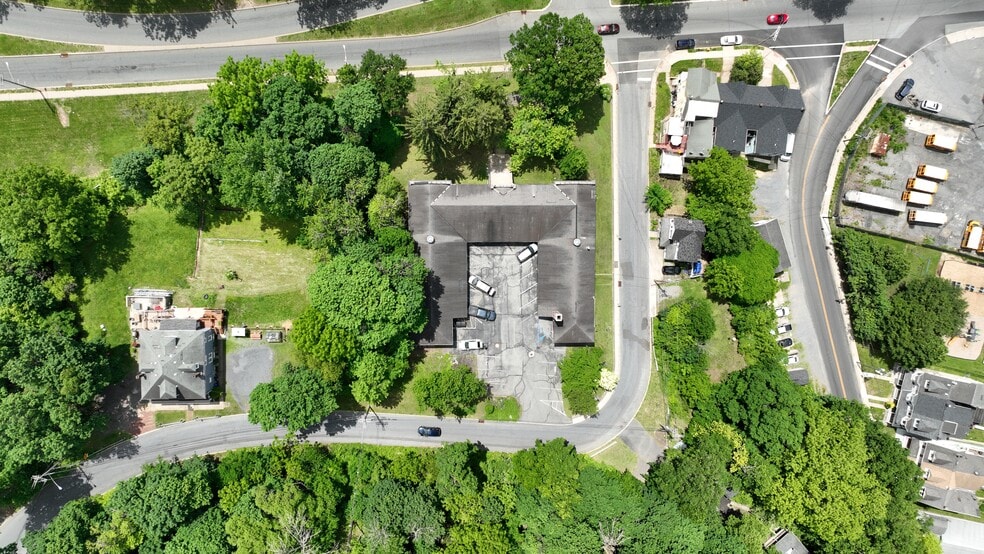 More Photos Of 1 Fairview Ave, Phillipsburg Office For Sale