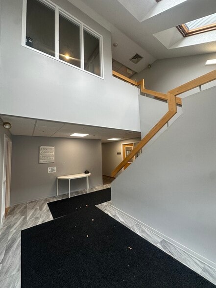 More Photos Of 45 Pond St, Norwell Office For Lease